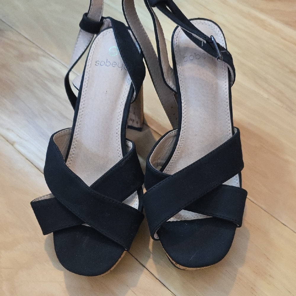 SOBEYO Black Strappy Heels